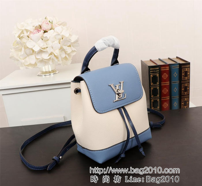LV路易威登 奶茶白貼花 迷你版Lockme雙肩包 可斜跨 新品 53079  Bhq1138